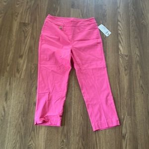 Lulu-B capri pants
